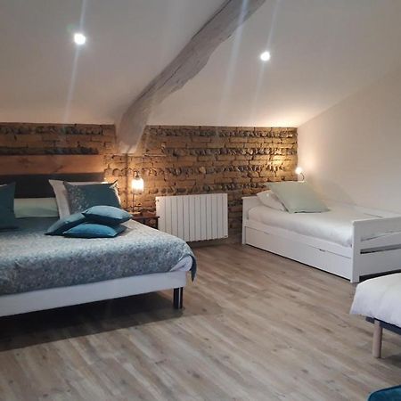 Les Chambres De Lili Saint-Loup  Екстер'єр фото