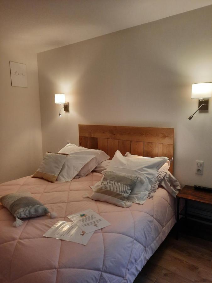 Les Chambres De Lili Saint-Loup  Екстер'єр фото
